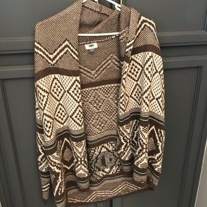 Never worn. Old navy sweater